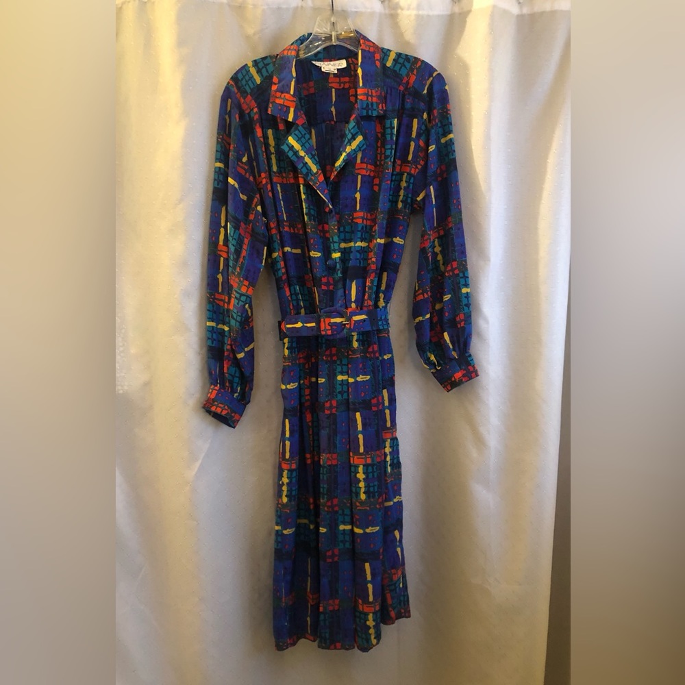 Vintage Tanner shirtdress with belt. Size 14